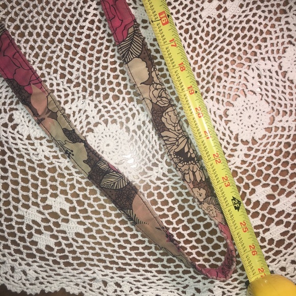 Vera Bradley Flowery Crossbody - Picture 8 of 8